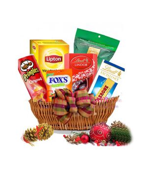 sweet christmas basket send to vietnam